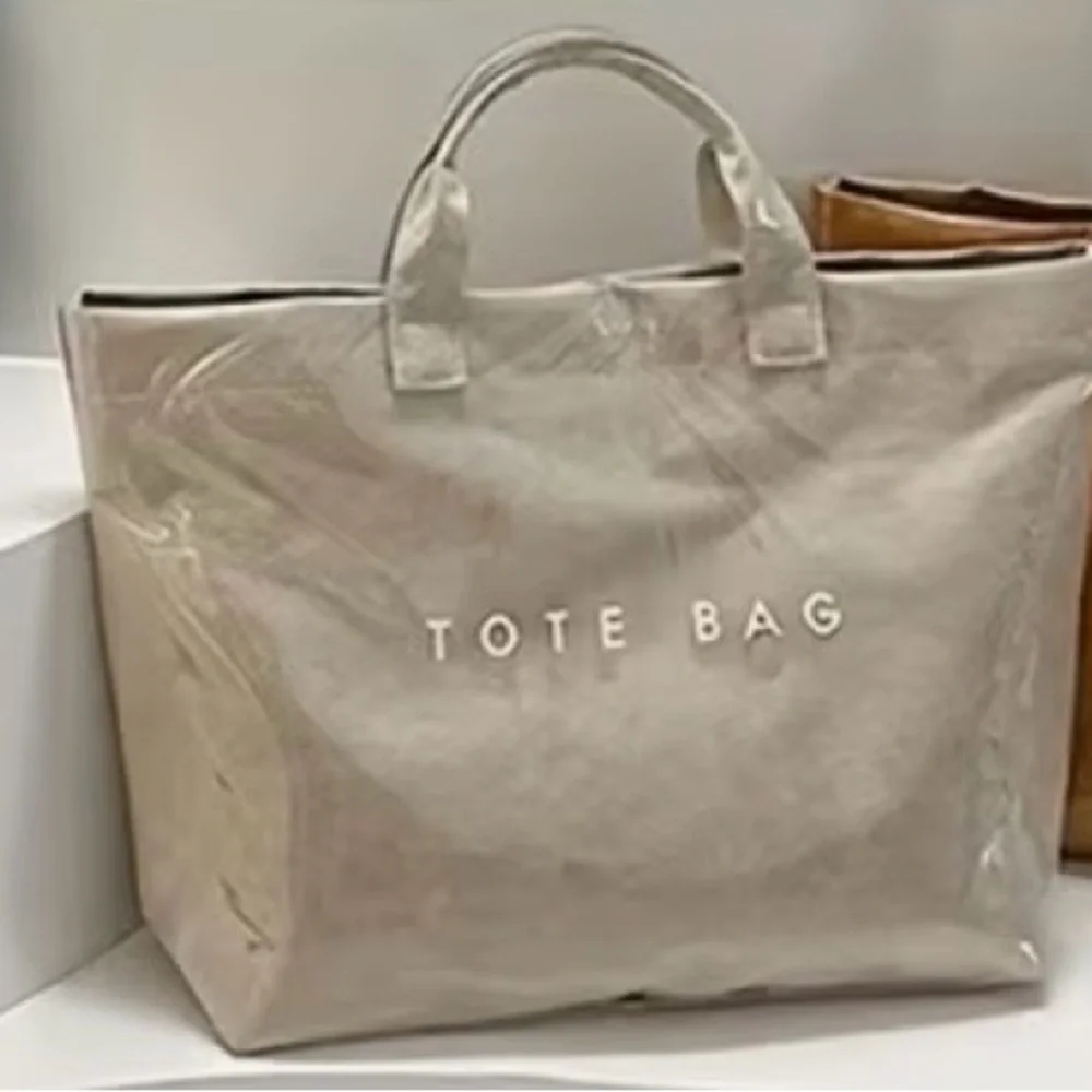 Brand New Elegant Cream Tote Bag~ 11.42 inch height & 13.39inch length - Picture 2 of 3
